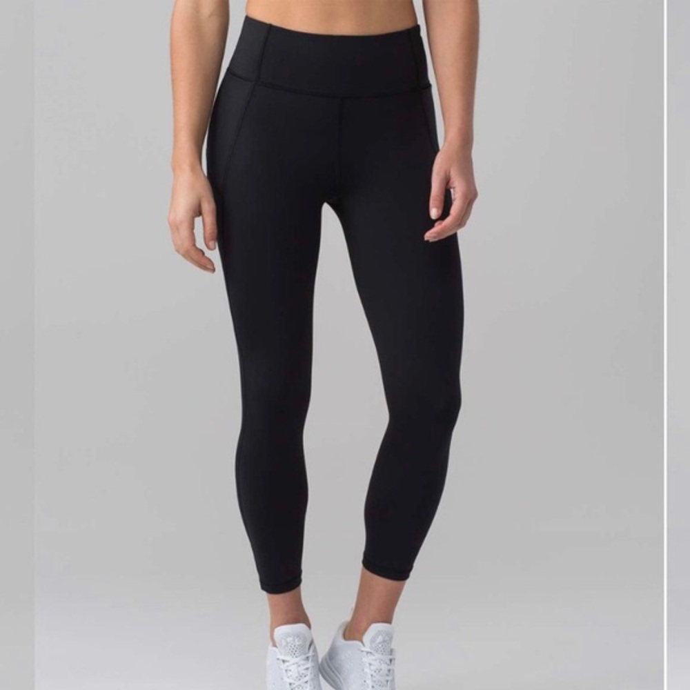 Lululemon Final Lap Crop 23”